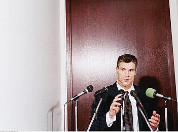 《贪婪之秋2：濒死世界》公布12分钟实机演示视频